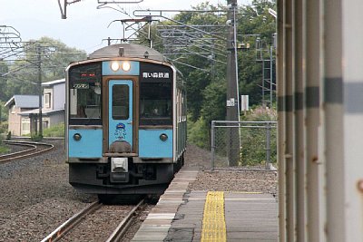 青い森701系電車