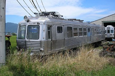 5200系電車が留置されています