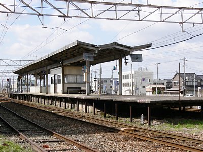 �z�[���͓����ƒP����2�ʂł��B