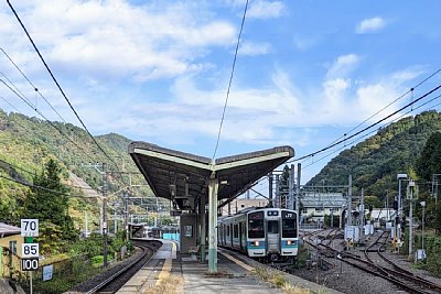 ホームと笹子トレーニングセンター