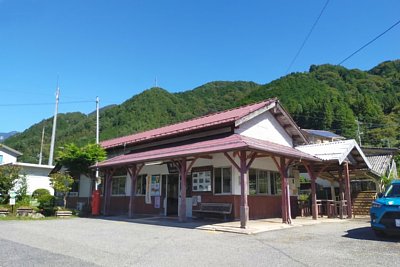 須原駅