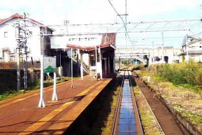 �z�[���ƌא���