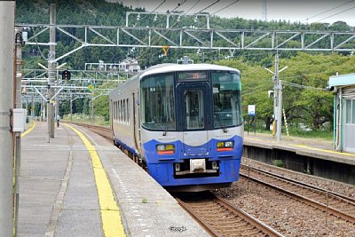 ET122形気動車が到着しました