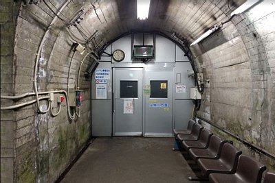 �z�[���Ƒҍ����͂��̈����˂ŎՒf����Ă��܂�