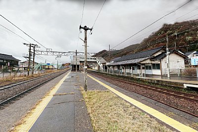 �P���z�[���Ɠ����z�[�����Ȃ��א���