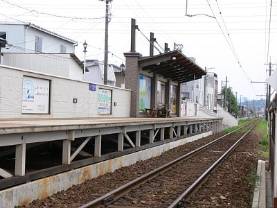 ���c���w