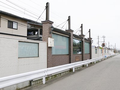 �㉮�̗����ɂ͉w��������ł���܂���