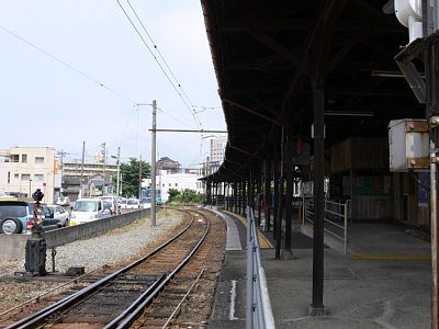 �������z�[���̓J�[�u���Ă��܂�