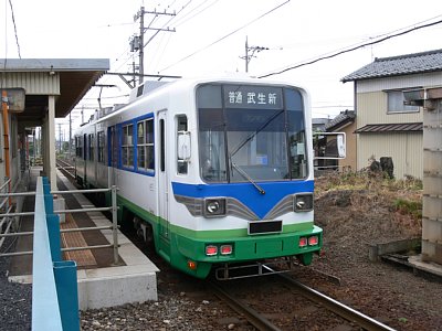 ��I�]�w�ɒ�Ԃ���880�`�d��