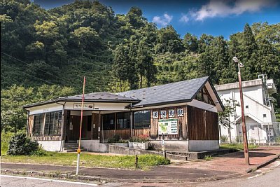 �������w