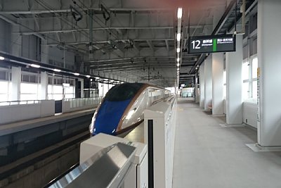 �V�����z�[��