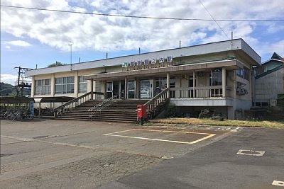 �z��x�V���w