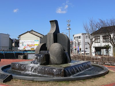 �����u���̃��j�������g