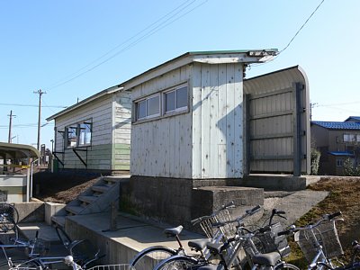 �ҍ����ƃg�C��