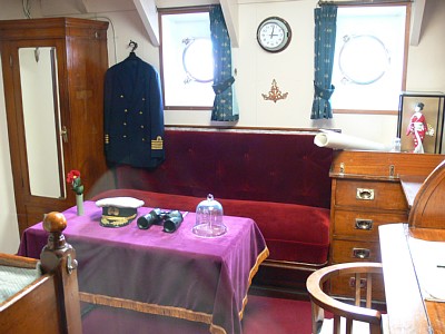 船長私室