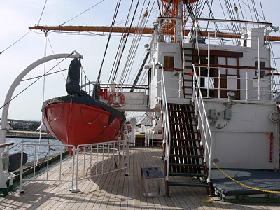 救命艇とメインブリッジ