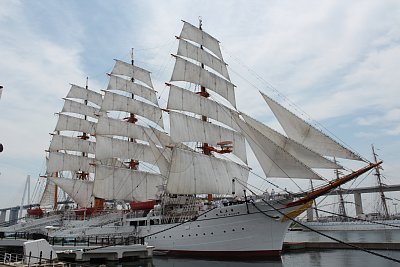 初代海王丸総帆展帆