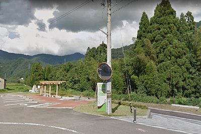 ここへ自転車で入る人はどれくらいか