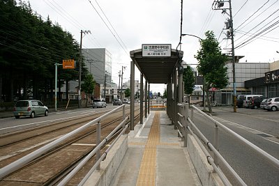 �u�M�쒆�w�Z�O�◯�ꉺ��z�[���X���[�v