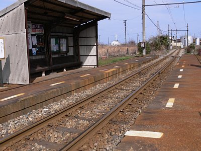 �z�[����ɑҍ���������܂�