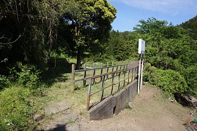 �z�[���̉��͊R�������肵�܂�