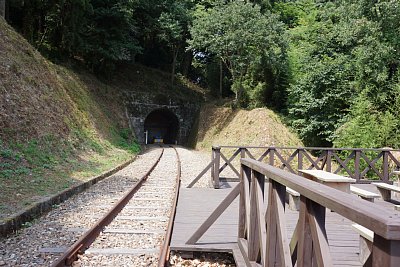 �@���g���l����O�ɒ◯��������܂�