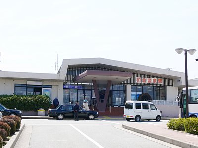 �a�q����w