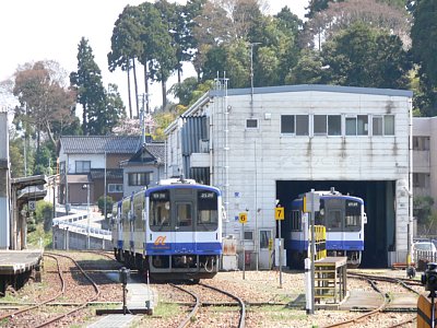 �ԗ���n�ɗ��u����Ă���m�s�Q�O�O�`�C����