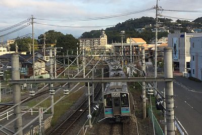 �ׂ̐��H�͎m���