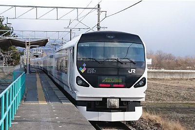 ���}�u�������v