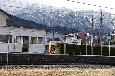 �ҍ����Ɖw���W