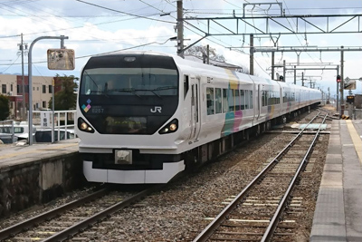 ���}�u�������v