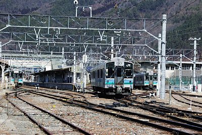 ���ʗ�Ԃ�3�Ґ�