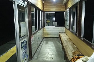 �z�[����ɑҍ���������܂�