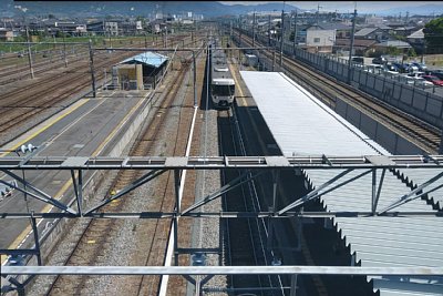 �z�[���ƌא���