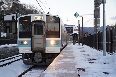 ���Ύ��z�[���ƌא�����211�n�d��