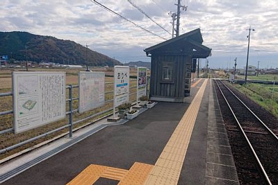 �z�[����̑ҍ���