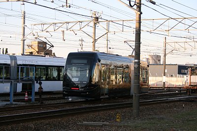 �Z���g�����̓|�[�g�����Ɠ��l�ɂQ�A�ڂł�