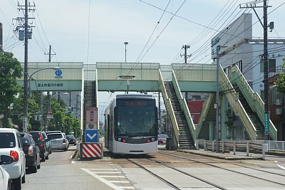 �x�쏬��w�ɒ�Ԃ���T103