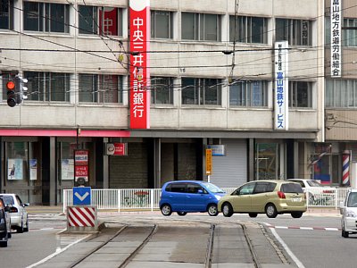 ����z�[��