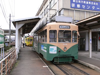 ��x�R�w�O�w�ɒ�Ԃ���7018�`�d��